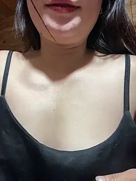 violet-00 online show from May 2026 02:49:02 AM