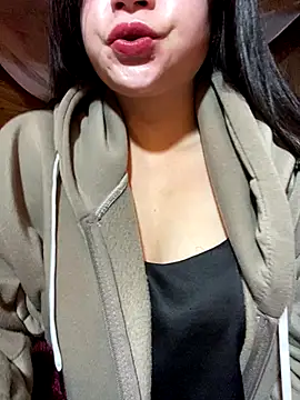 violet-00 online show from January 2026 01:23:01 AM