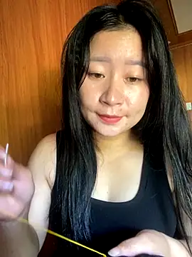 Snapshot of violet-00 chatting on October 2025 01:40:01 AM violet-00 online show from October 2025 01:40:01 AM