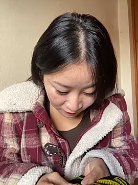 violet-00 online show from November 2025 02:15:02 AM