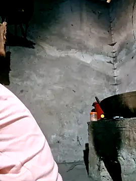 xuxulovezz online show from February 2026 05:17:02 AM