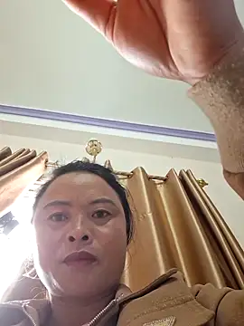 xuxulovezz online show from February 2026 09:06:02 AM