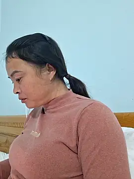 xuxulovezz online show from January 2026 12:09:01 PM