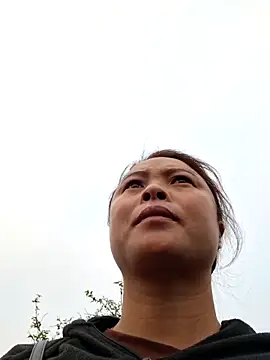 xuxulovezz online show from March 2026 11:58:02 PM