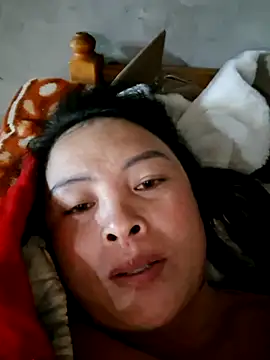 xuxulovezz online show from February 2026 02:59:02 PM