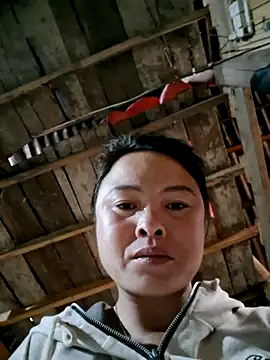 xuxulovezz online show from March 2026 12:11:02 AM