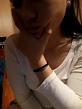 Suny babyy online show from April 2026 03:30:02 AM