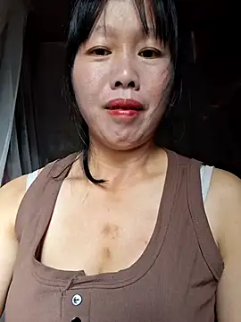 Snapshot of helenzz chatting on October 2025 12:44:02 AM helenzz online show from October 2025 12:44:02 AM