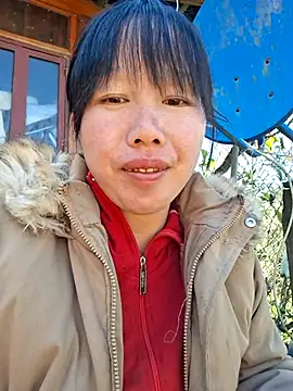 Snapshot of helenzz chatting on November 2025 05:51:02 AM helenzz online show from November 2025 05:51:02 AM