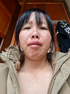 Snapshot of helenzz chatting on December 2025 05:13:01 AM helenzz online show from December 2025 05:13:01 AM