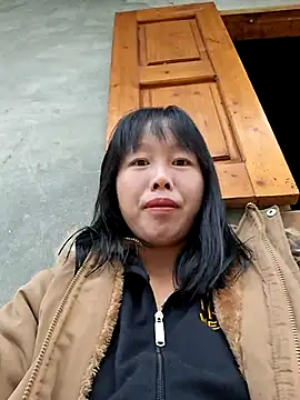 Snapshot of helenzz chatting on November 2025 05:11:02 AM helenzz online show from November 2025 05:11:02 AM