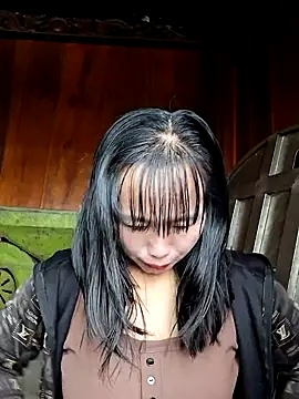 helenzz online show from September 2025 01:00:02 AM