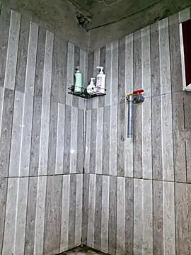 Snapshot of helenzz chatting on November 2025 10:48:01 PM helenzz online show from November 2025 10:48:01 PM