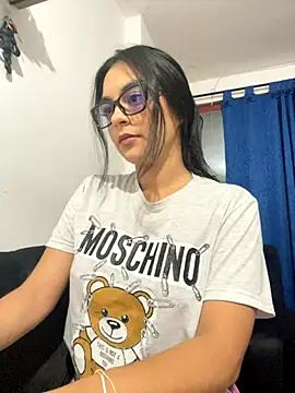 Selene Wings22 online show from November 2025 01:54:01 AM