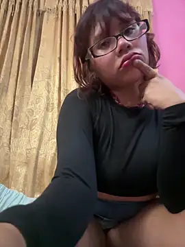 Snapshot of horigimeeee chatting on November 2025 03:43:01 AM horigimeeee online show from November 2025 03:43:01 AM