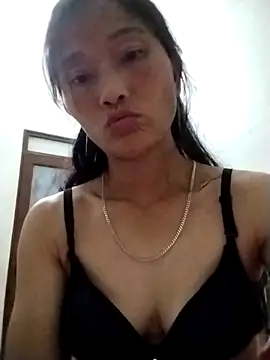 abigail-00 online show from October 2025 01:00:01 PM