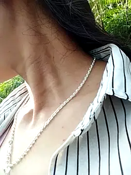 Snapshot of abigail-00 chatting on October 2025 01:37:02 AM abigail-00 online show from October 2025 01:37:02 AM