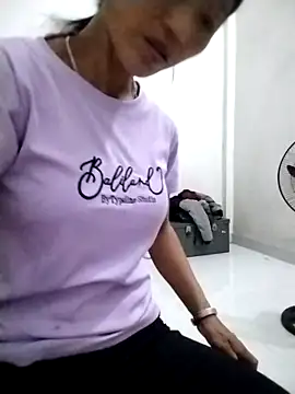 abigail-00 online show from October 2025 10:54:02 PM