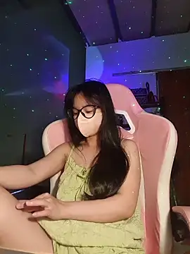 Helen-Tran online show from March 2026 02:18:01 AM