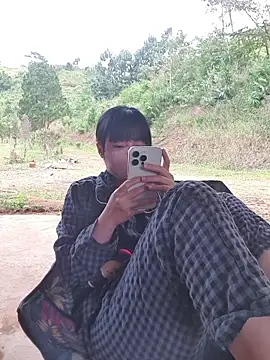 Helen-Tran online show from November 2025 09:20:01 AM