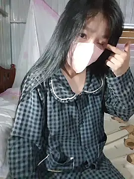 Helen-Tran online show from March 2026 02:11:01 AM