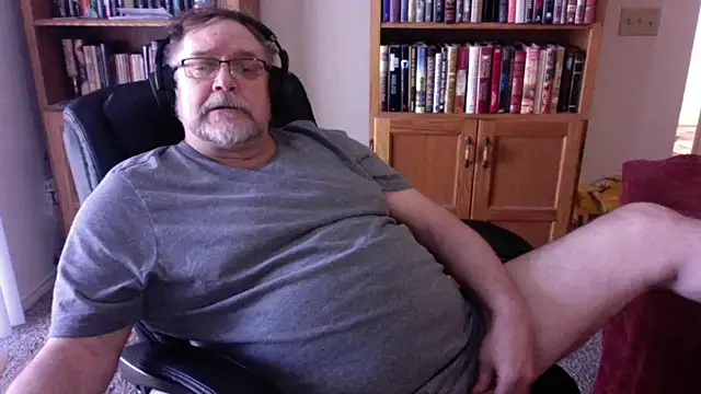 Vinyl22xh online show from March 2026 03:51:01 PM