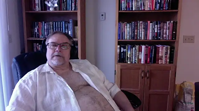 Vinyl22xh online show from April 2026 11:55:02 PM