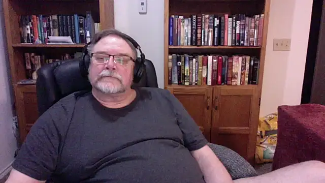 Vinyl22xh online show from March 2026 12:38:01 AM