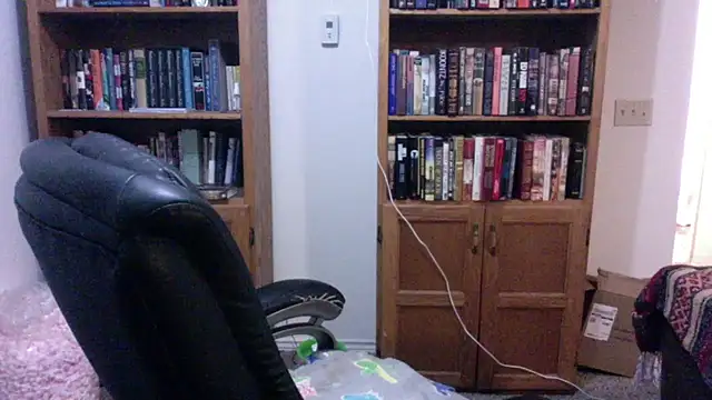 Vinyl22xh online show from May 2026 12:11:01 PM