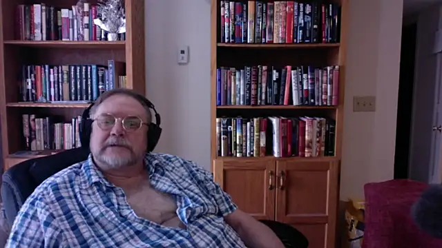 Vinyl22xh online show from March 2026 09:21:01 PM