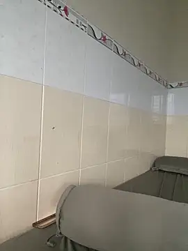 Linh247380 online show from October 2025 03:40:01 AM