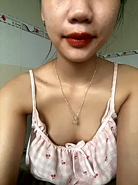 Linh247380 online show from October 2025 03:07:02 AM