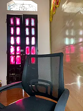 Snapshot of Linh247380 chatting on December 2025 12:49:02 AM Linh247380 online show from December 2025 12:49:02 AM