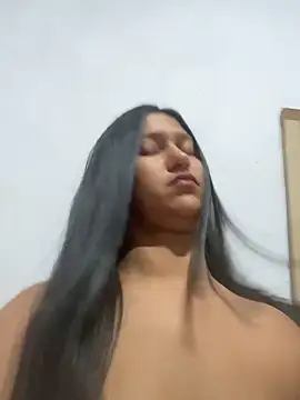 graziele00 online show from October 2025 03:40:02 AM