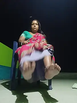 reya743 online show from February 2026 02:41:02 PM