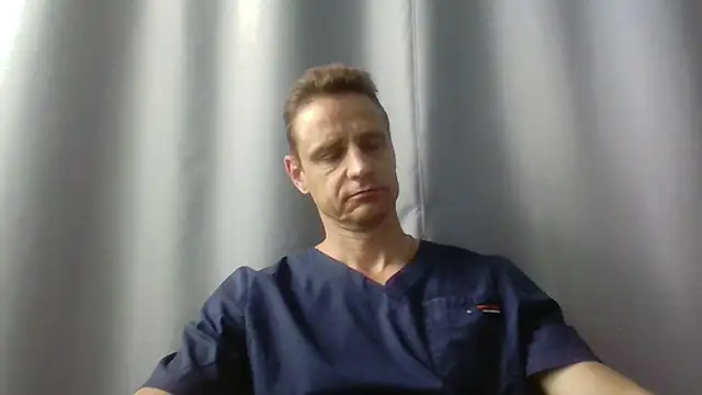 Snapshot of Freeze_Fire chatting on June 2026 06:20:01 AM Freeze Fire online show from June 2026 06:20:01 AM