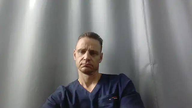 Snapshot of Freeze_Fire chatting on July 2026 06:31:01 AM Freeze Fire online show from July 2026 06:31:01 AM