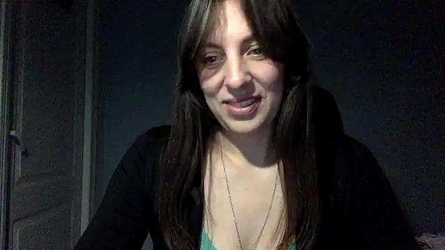 Myronell online show from October 2025 05:35:02 PM