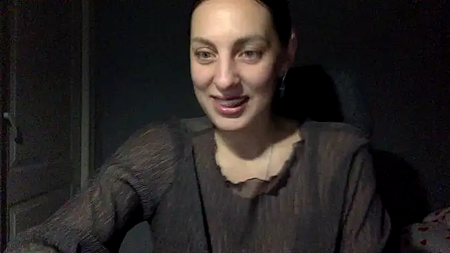 Myronell online show from October 2025 05:32:02 PM
