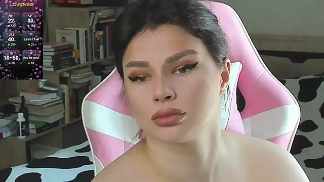 Snapshot of bbJ_one chatting on June 2026 03:30:01 AM bbJ one online show from June 2026 03:30:01 AM