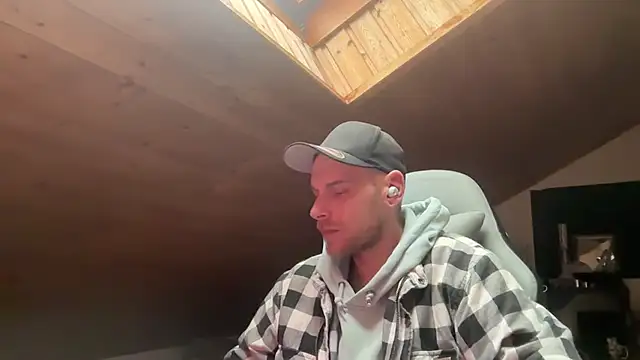 northboy91 online show from April 2026 04:44:02 PM