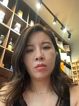 YINGZI-666 online show from October 2025 08:33:01 AM