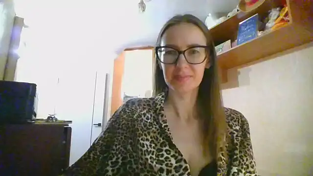 Snapshot of Norivann chatting on October 2025 12:40:02 PM Norivann online show from October 2025 12:40:02 PM