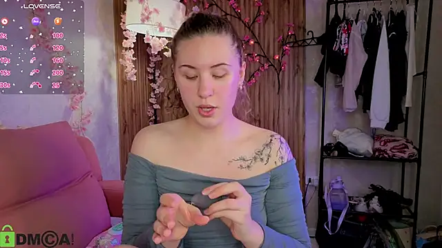 Elsie Cutties online show from November 2025 10:08:02 AM