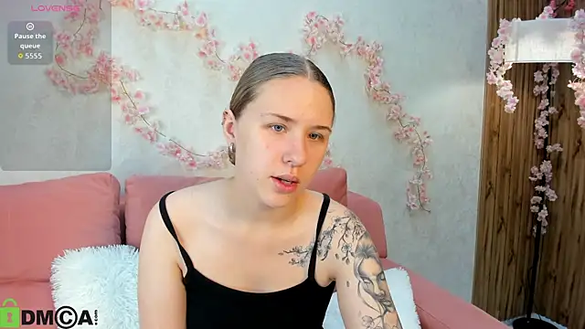 Elsie Cutties online show from October 2025 01:00:02 AM