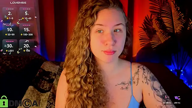Snapshot of Elsie_Cutties chatting on June 2026 01:05:02 AM Elsie Cutties online show from June 2026 01:05:02 AM