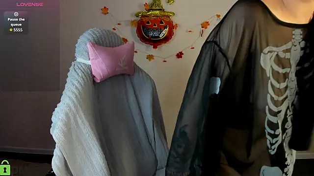 Elsie Cutties online show from October 2025 01:04:02 AM