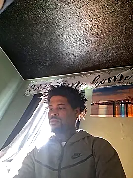 Snapshot of Painstickwes chatting on May 2026 08:51:02 PM Painstickwes online show from May 2026 08:51:02 PM