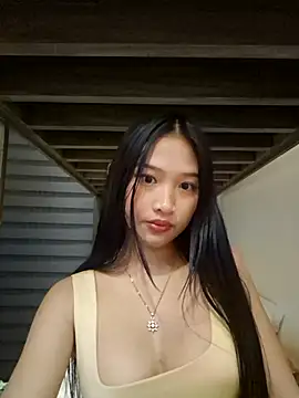 Bunny72772 online show from October 2025 04:06:01 PM