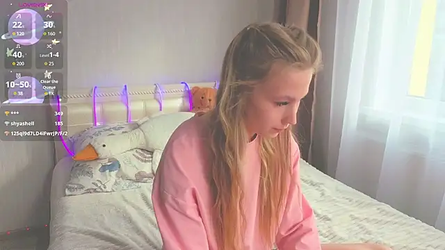 Snapshot of BarelyBliss chatting on October 2025 08:48:01 AM BarelyBliss online show from October 2025 08:48:01 AM